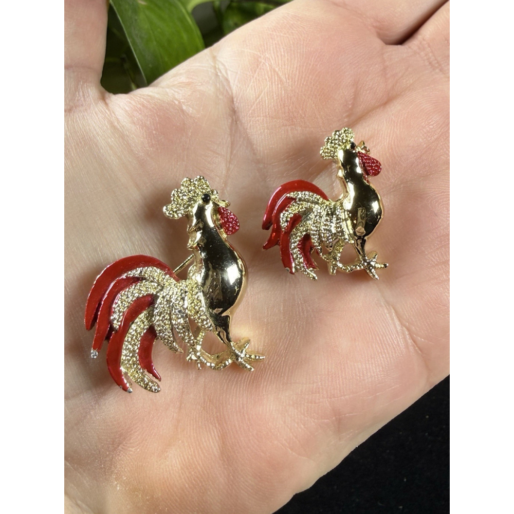 Vintage "Gerrys" signed Rooster Cockerel Chicken Red Enamel Brooch / Pin